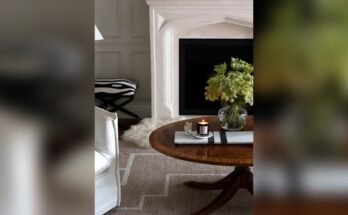 What Shape Coffee Table is Best for a Small Living Room?